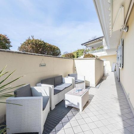 Luxury Apartment With Swimming Pool Lonato Exterior photo