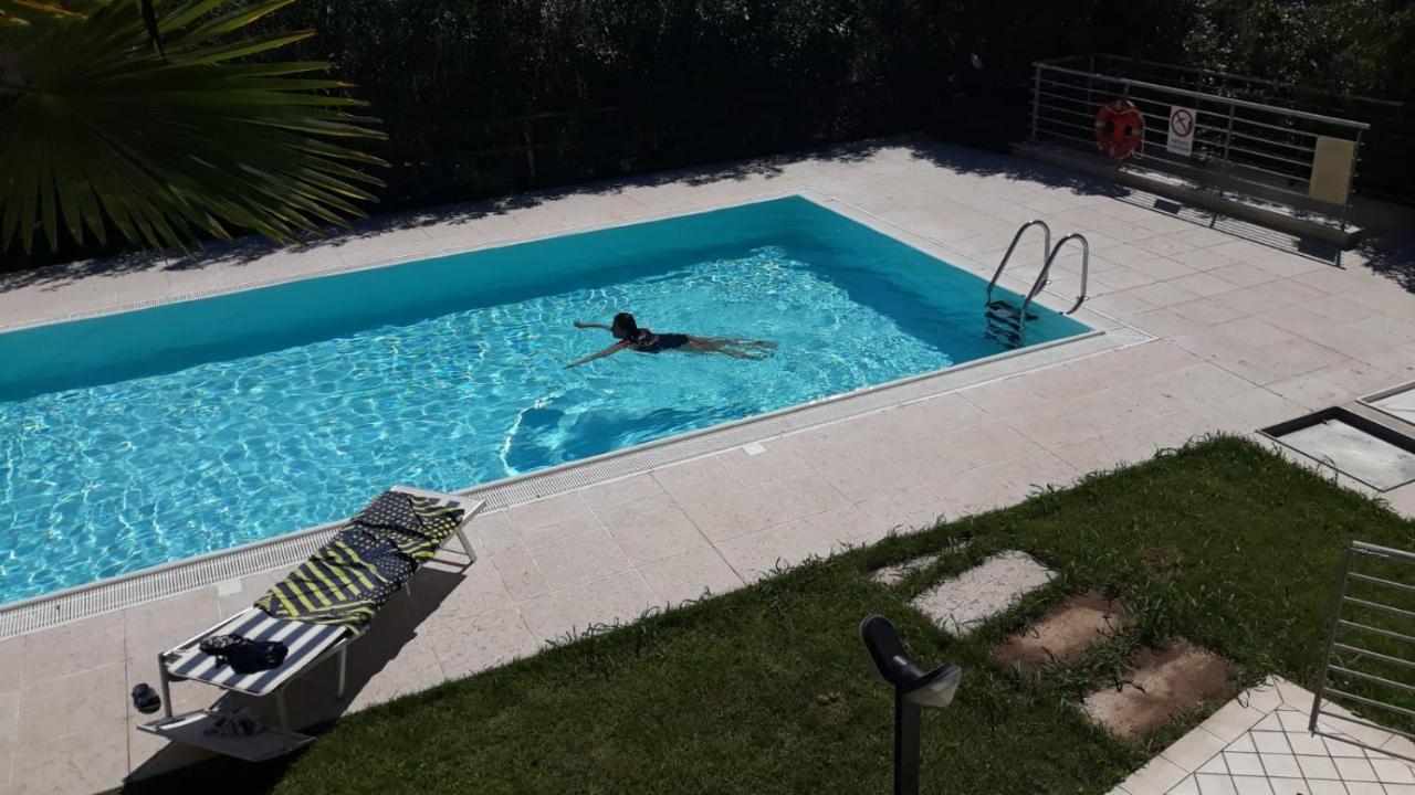 Luxury Apartment With Swimming Pool Lonato Exterior photo